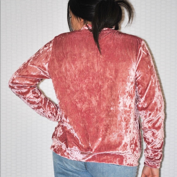 Pink crushed velvet jacket (medium) - Picture 4 of 5